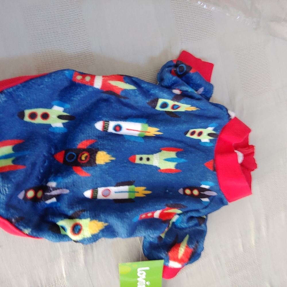 Lovinpet pet outfit with rockets and soft fleece